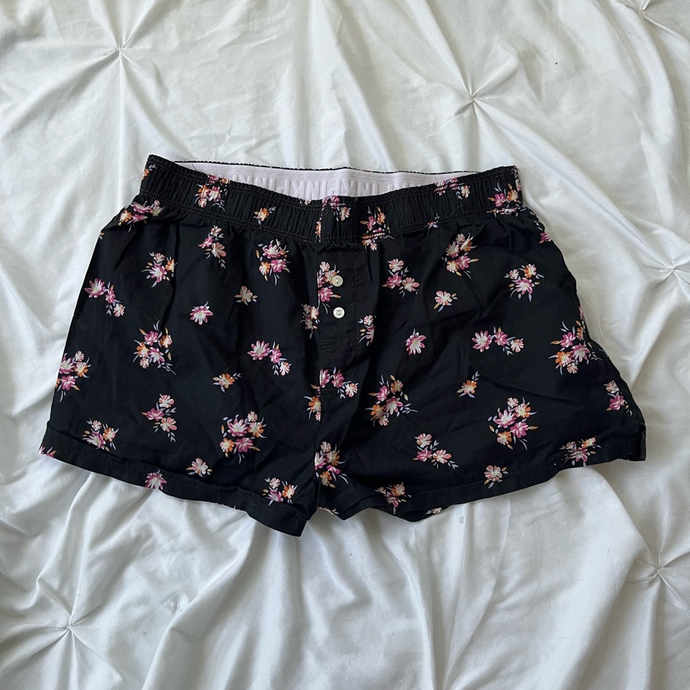 PINK Victoria's Secret Black Floral Women's Shorts
